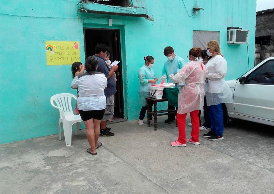 Los trabajadores de la salud visitaran los domicilios monterizos.
