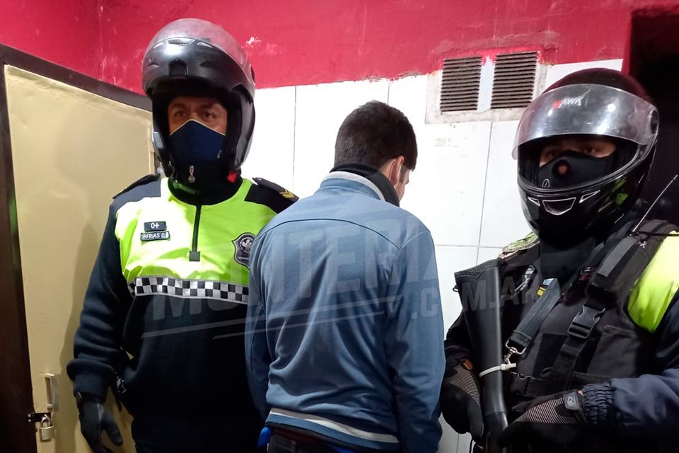 El día de la detención de Pérez en la terminal de Monteros.